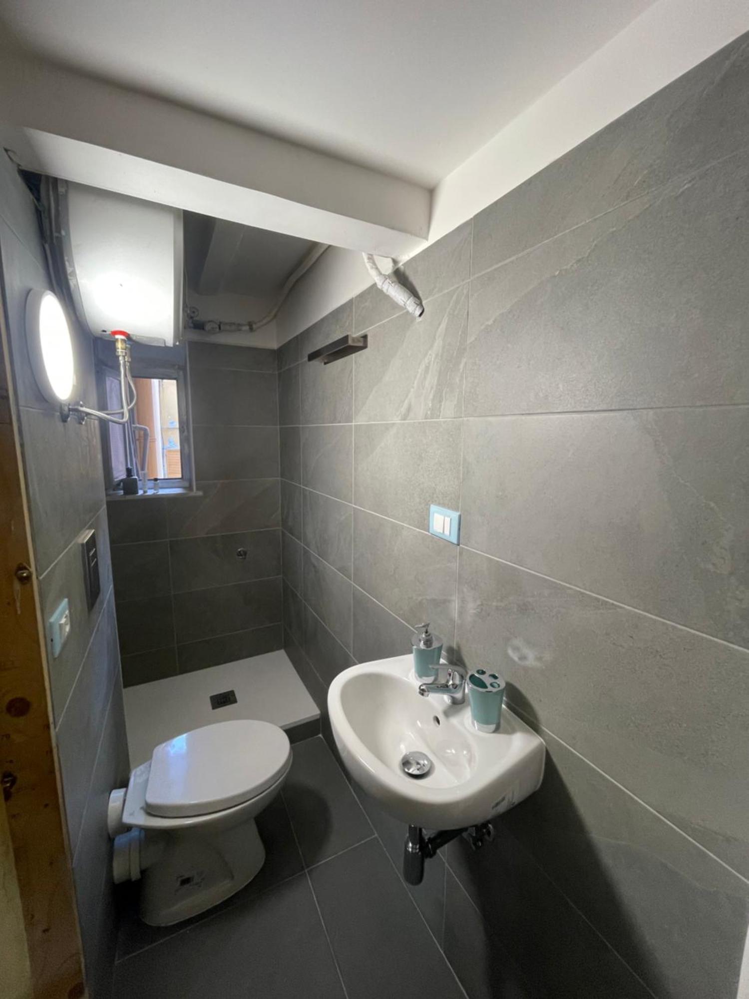Bilocale Arredato Sestri Ponente Apartment เจนัว ภายนอก รูปภาพ